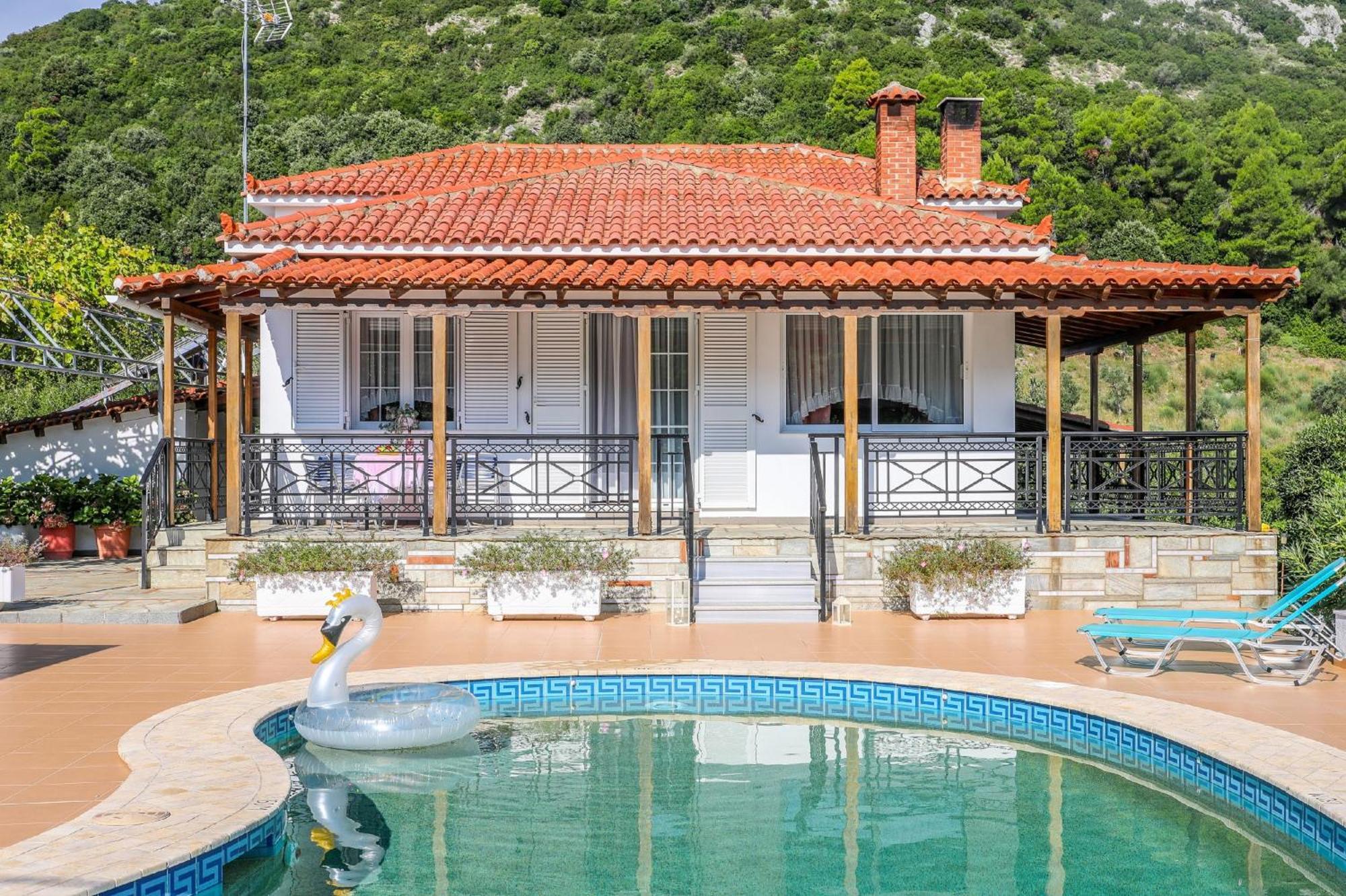 Villa Mitzelos Moni Evaggelistrias Exterior foto